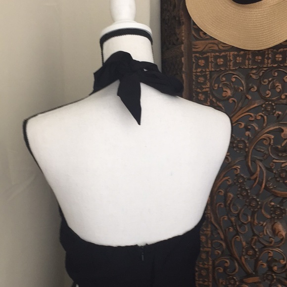 Black halter cut out halter dress - Picture 3 of 6